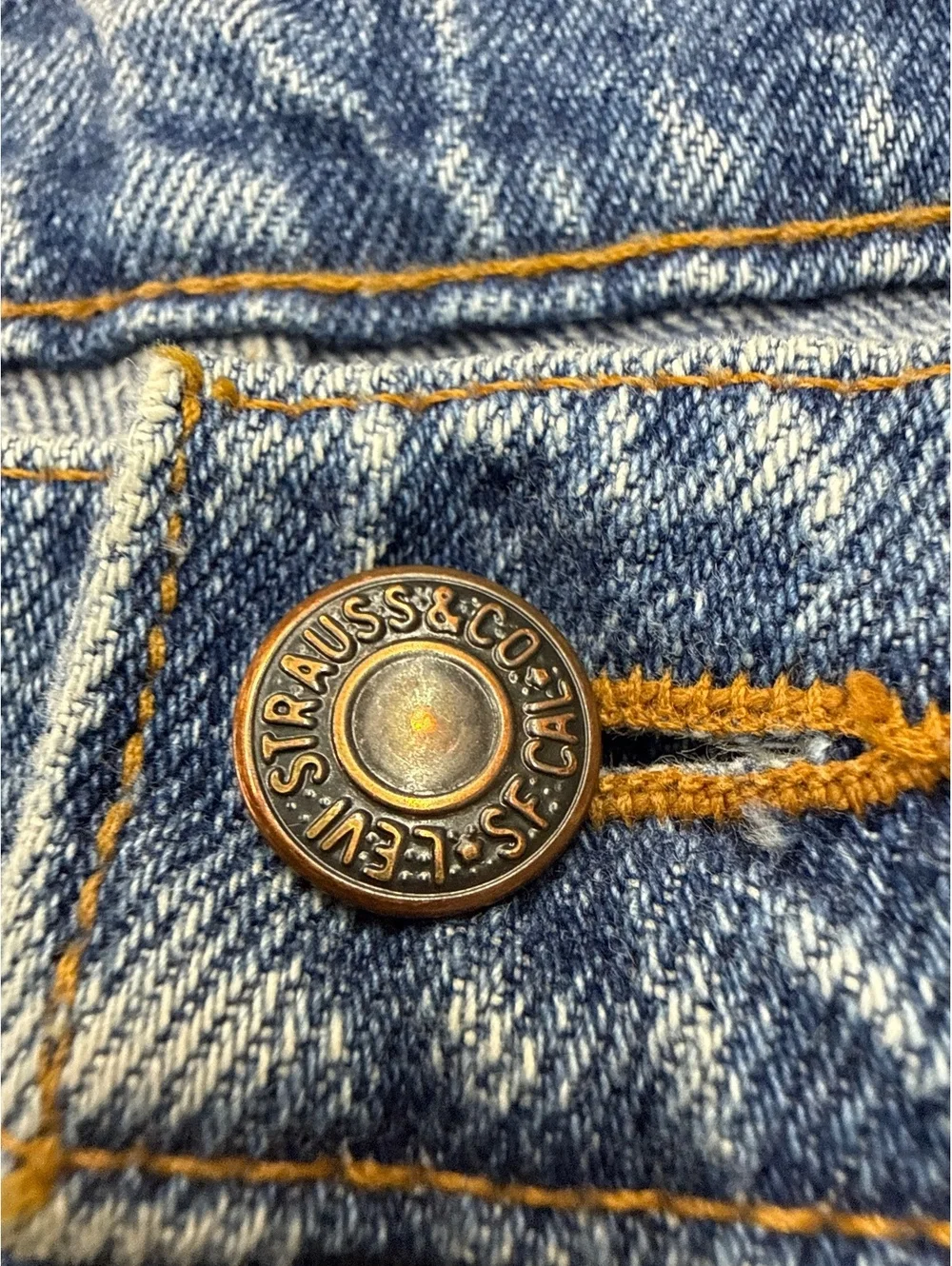 Levis these levi